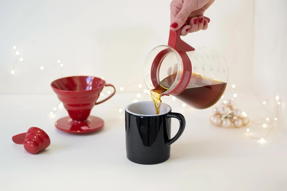 Hario V60 Pour Over Kit Size 02 (Red) 4 Hario V60 Pour Over Kit Size 02 (Red) - Image 2